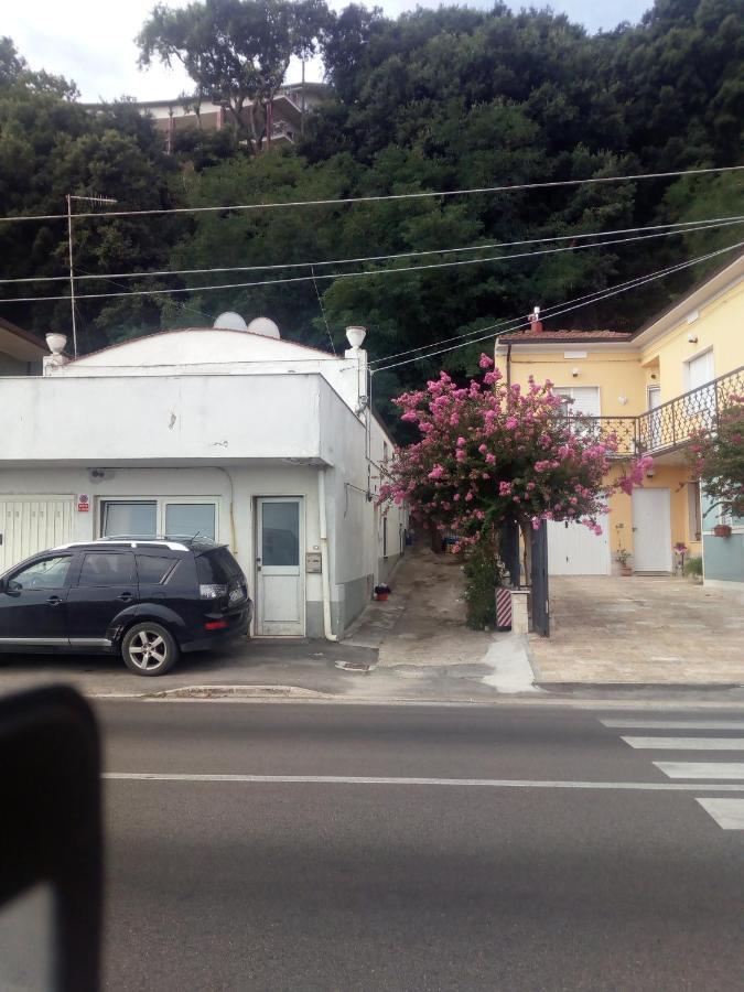 Gretale Apartamento Ortona Exterior foto